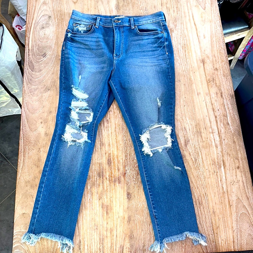 NWOT PISTOLA DISTRESSED CUTOUT CUTOFF JEANS 31